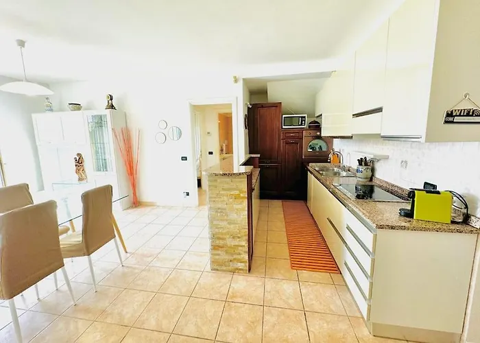 La Casa Di Ben Giardino Sul Mare * ريفا ليجوري