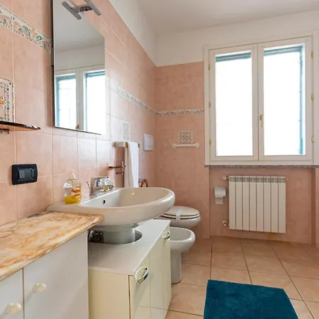 Apartment La Casa Di Ben Giardino Sul Mare Riva Ligure