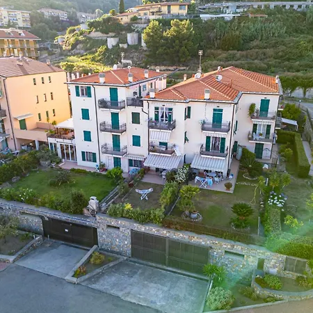 La Casa Di Ben Giardino Sul Mare Riva Ligure