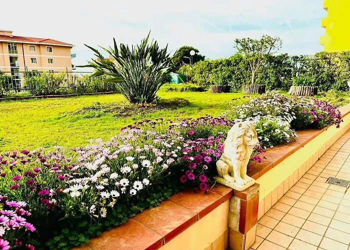 La Casa Di Ben Giardino Sul Mare Рива-Лигуре